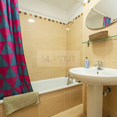 アパート Naranjos